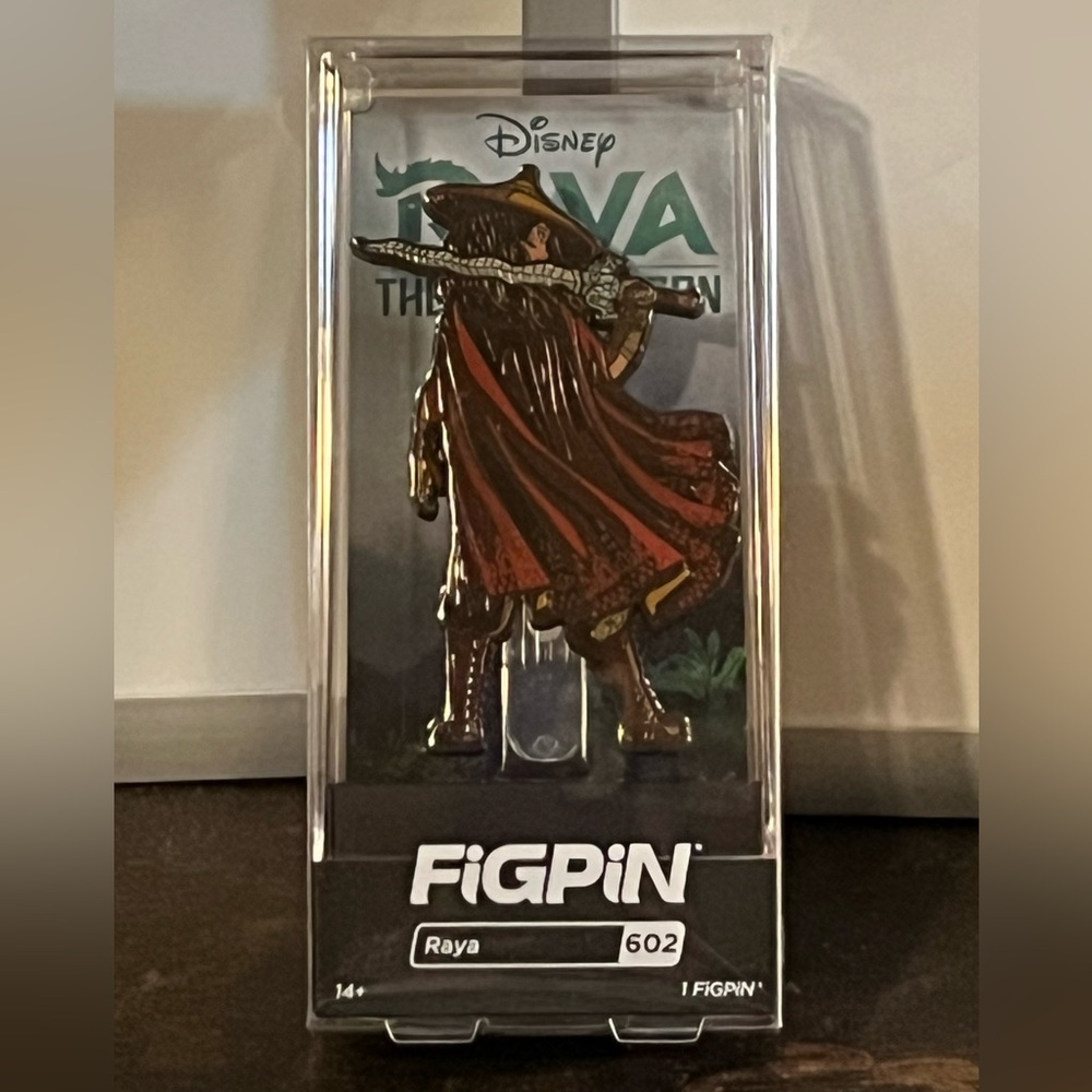 Disney Raya the Last Dragon FiGPiN Collectible Pin 602 Raya enamel collectible